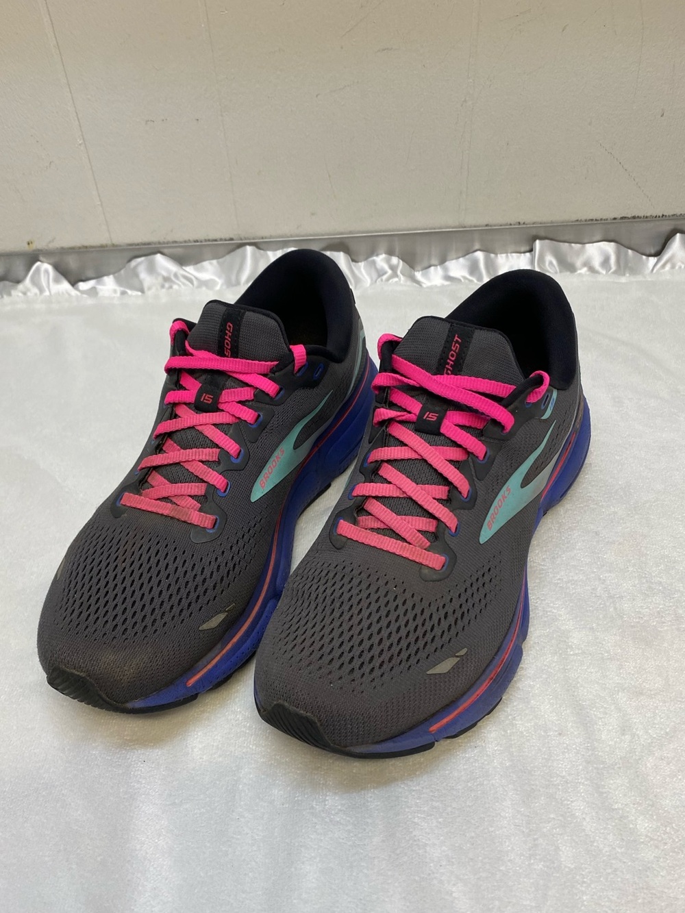 Brooks Ghost 15 Running Shoes Black Blue Aruba Women's Size 11 Athletic Sneakers